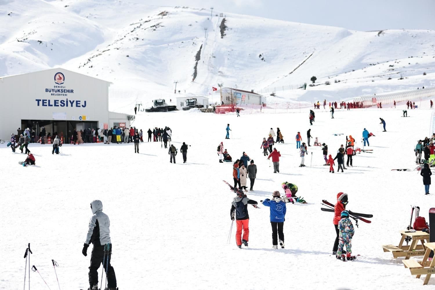 Nikfer Ski Resort Day Trip — 3